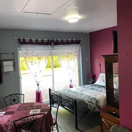 Bed & Breakfast La Romance Le Breuil-en-Auge