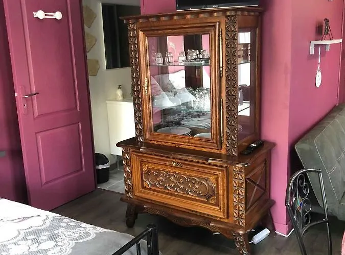 Bed & Breakfast La Romance 3*